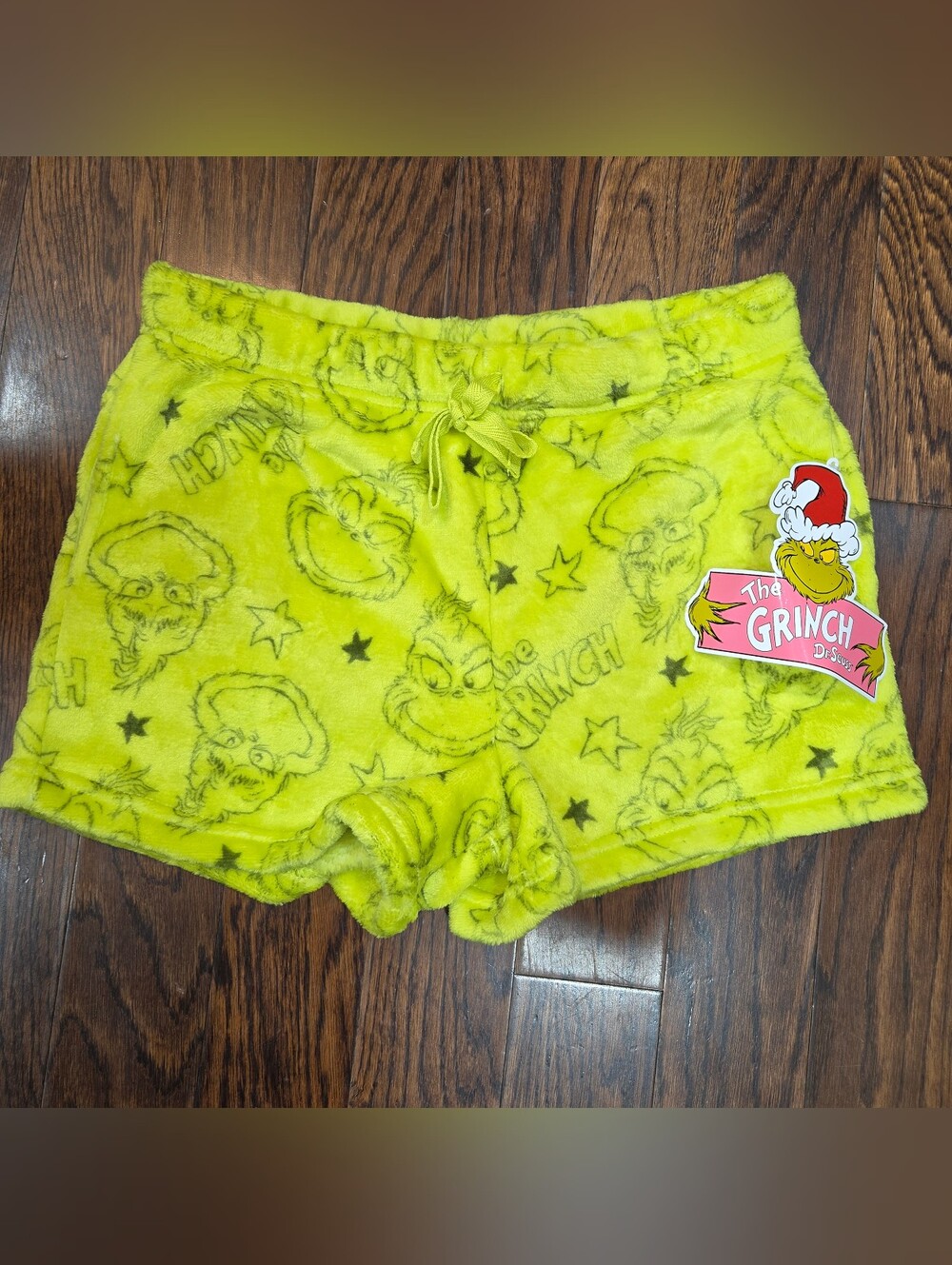 The Grinch Plush Fleece Women’s Shorts -S Green
